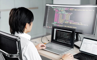 长沙 ,php声明和调用变量的符号是什么？